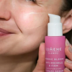 Anti-wrinkle & Firm Moisturizing V-Shape Serum