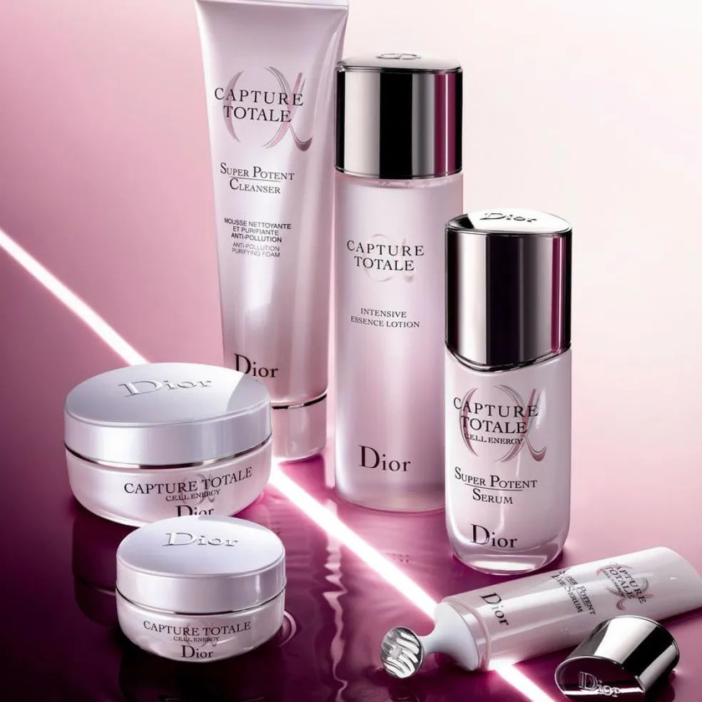 Capture Totale - Firming & Wrinkle-Correcting Eye Creme