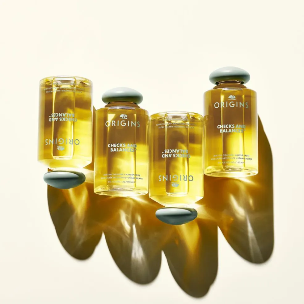 Checks & Balances Milky Oil Cleanser