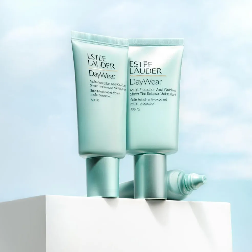 DayWear Sheer Tint Moisturizer SPF 15