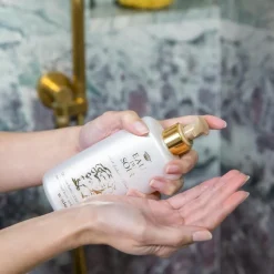 Eau du Soir Perfumed Bath & Shower Gel