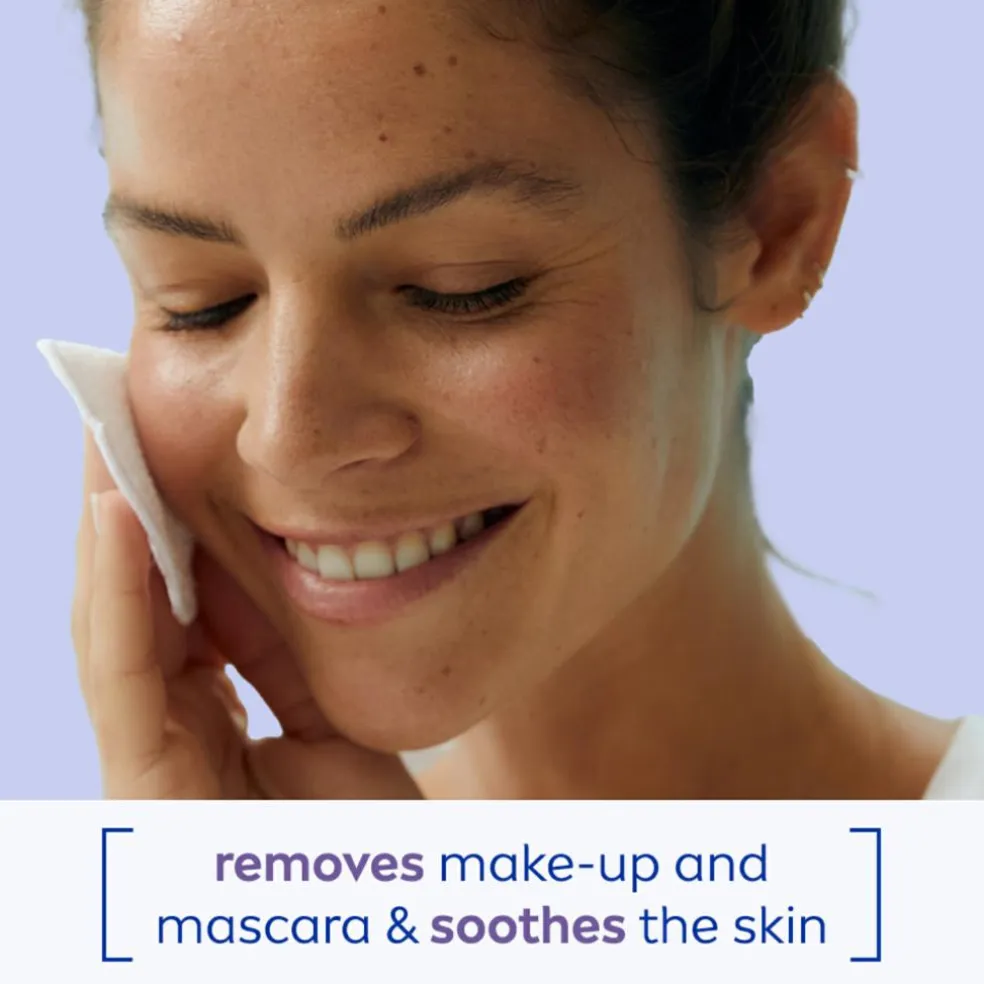 Essentials Cleansing Milk Sensitive