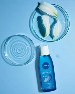 Essentials Refreshing Toner Normal