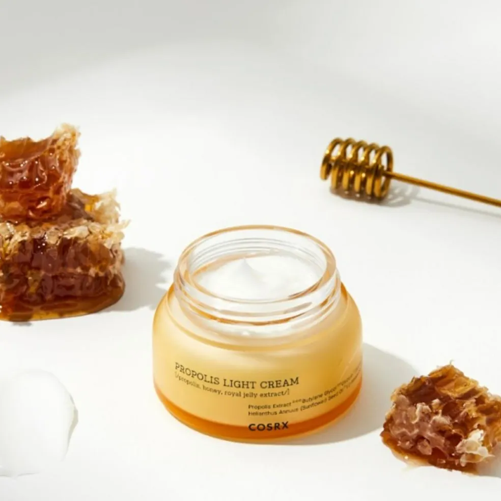 Full Fit Propolis Light Cream