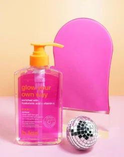 Glow Your Own Way Gel Mitt