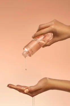 Micro Peeling Glow Essence