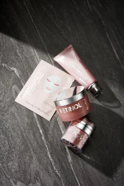 Pink Diamond Retinol Eye Gel