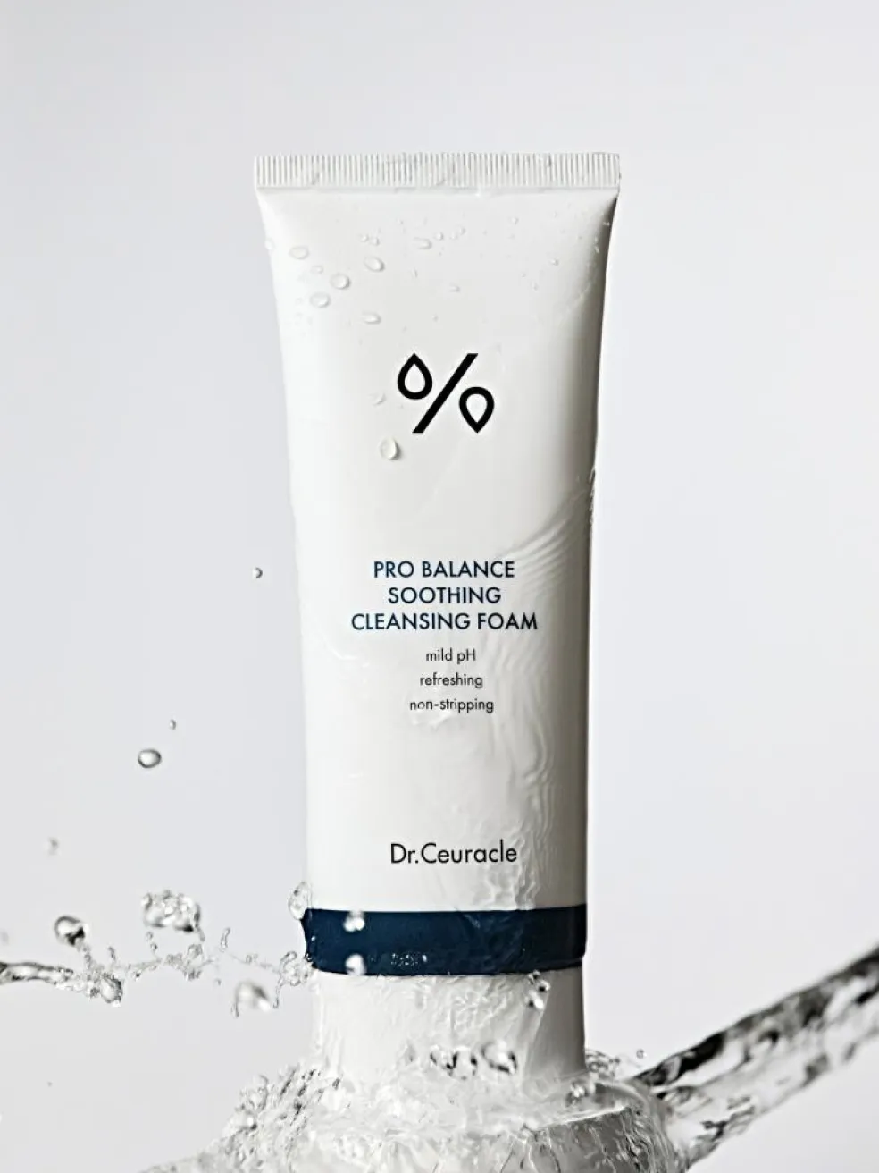 Pro Balance Soothing Cleansing Foam