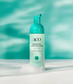 Pure Glow Renewing Daily Cleanser