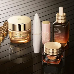 Revitalizing Supreme+ Youth Power Crème