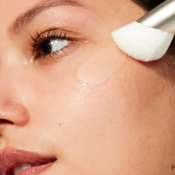 Serum + Moisturizer Brush