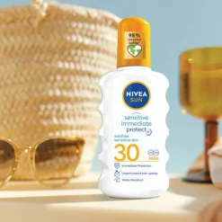 Sun Protect & Sensitive Soothing Spray SPF 30