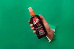 Suntan Dry Oil Spray Very Water Resistant SPF 15 Medium Protection