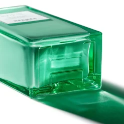 Un Jardin Sur Le Nil Moist Body Lotion Bottle