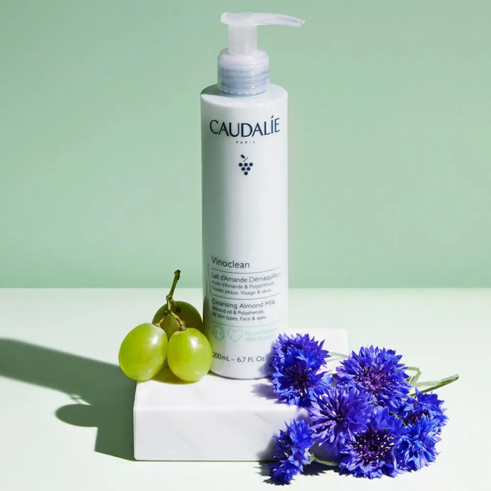 Vinoclean Cleansing Almond Milk