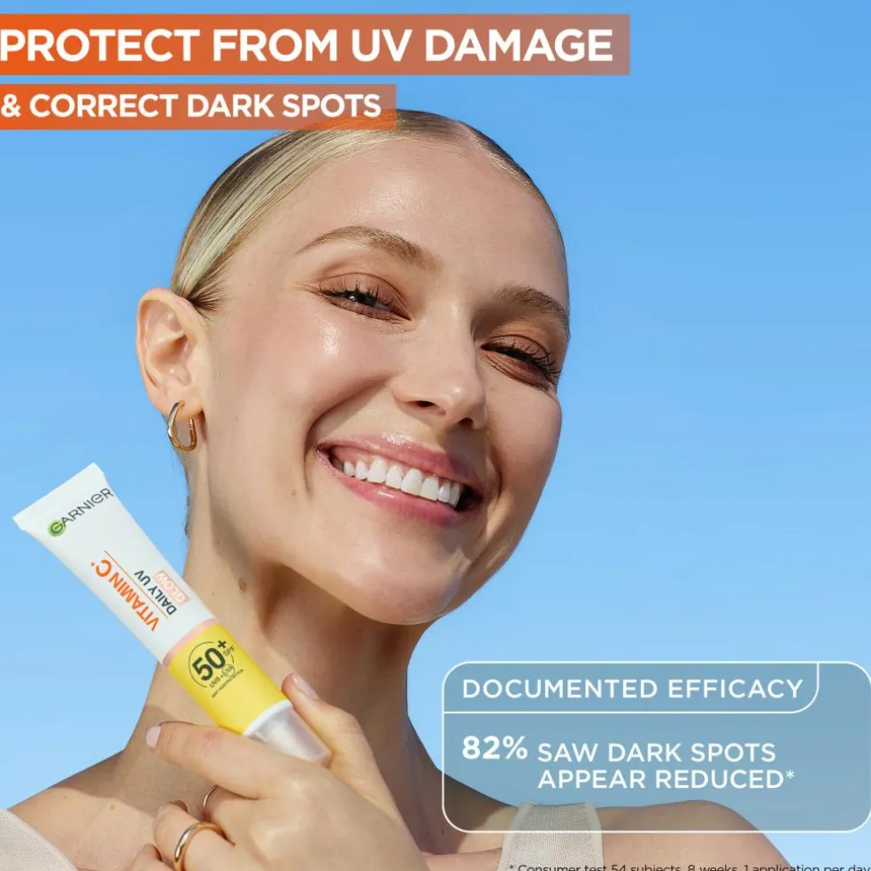 Vitamin C Glow-Boosting Daily UV Fluid SPF50+